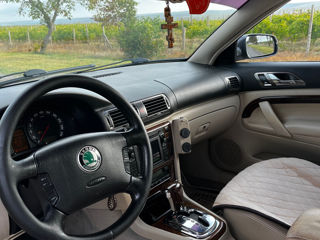 Skoda Superb foto 8