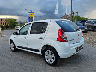 Dacia Sandero foto 4