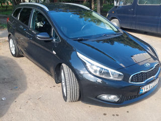 KIA Ceed Sw foto 3