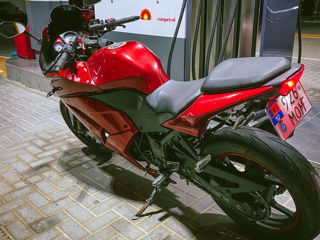 Kawasaki Ninja 250r foto 5