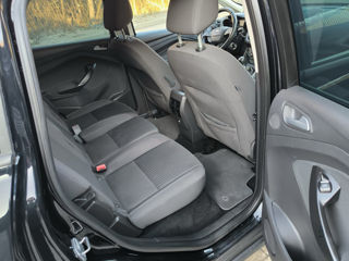 Ford C-Max foto 9