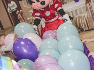 Mascote Mickey și Minnie Mouse - livrare flori și distracții pentru copii! foto 6