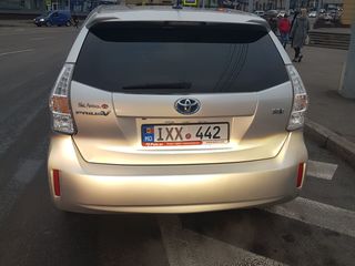 Toyota Prius + foto 4