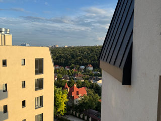 2-комн. кв., 76 м², 7/7 эт.