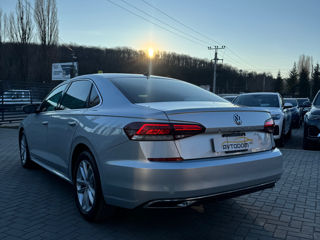 Volkswagen Passat foto 3