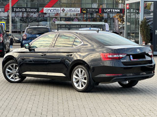 Skoda Superb foto 5