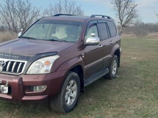 Toyota Land Cruiser Prado foto 3