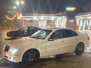 Mercedes E-Class foto 6