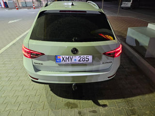 Skoda Superb foto 4