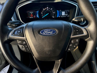 Ford Fusion foto 13