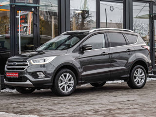 Ford Kuga foto 1