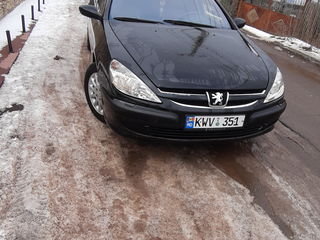 Peugeot 607 foto 2