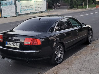 Audi A8 foto 5