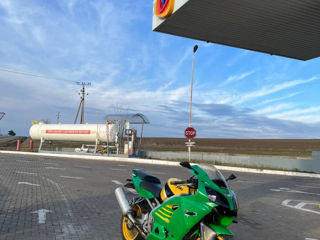 Kawasaki Zx6R foto 2