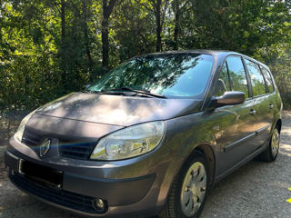 Renault Grand Scenic foto 3