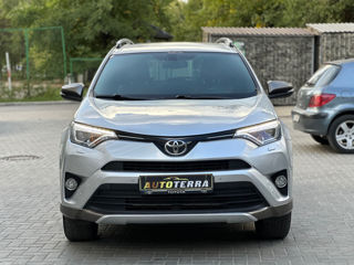 Toyota Rav 4 foto 2