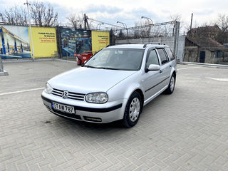 Volkswagen Golf foto 2