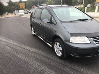 Volkswagen Sharan foto 3