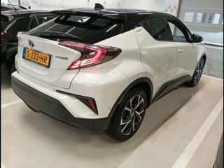 Toyota C-HR foto 3