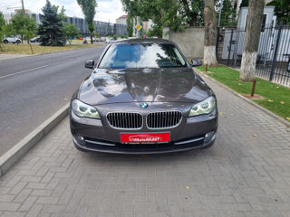 BMW 5 Series foto 3