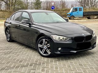 BMW 3 Series foto 3