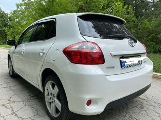 Toyota Auris foto 4