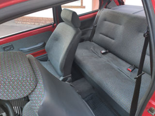 Peugeot 106 foto 5