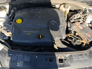 Renault Clio foto 8