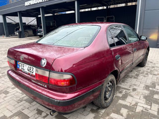 Toyota Carina foto 7