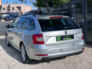 Skoda Octavia foto 7