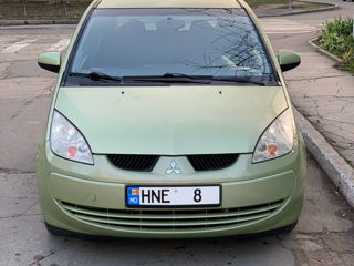 Mitsubishi Colt foto 3