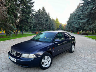 Audi A4 foto 8