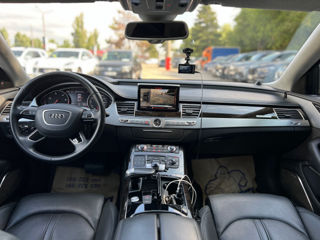 Audi A8 foto 18