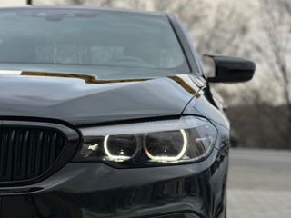 BMW 5 Series foto 4