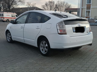 Toyota Prius foto 4