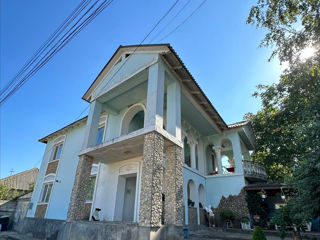 Spre vânzare casă în 2 niveluri,amplasată în Orhei sectorul Nistreana.