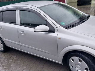 Opel Astra foto 4