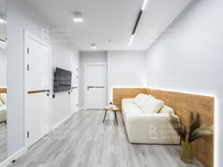 Apartament cu 3 camere, 77 m², Buiucani, Chișinău foto 4