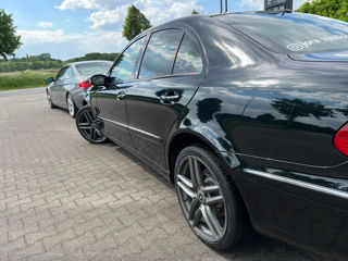 Mercedes E-Class foto 7