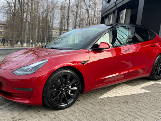 Tesla Model 3 foto 5