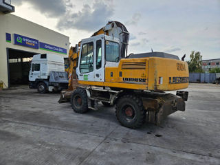 Excavator Liebherr 904 foto 4