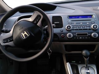 Honda Civic Hibrid foto 7