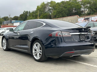 Tesla Model S foto 4