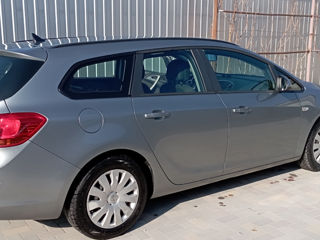 Opel Astra foto 8