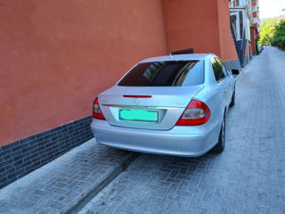 Mercedes E-Class foto 6