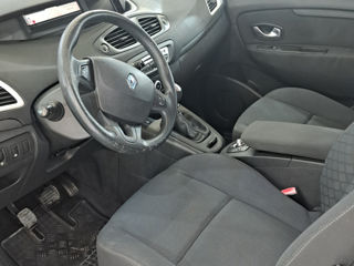 Renault Grand Scenic foto 6