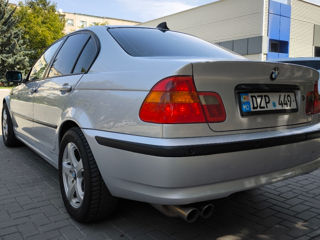 BMW 3 Series foto 5