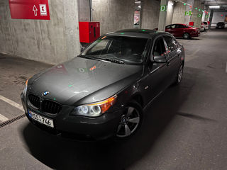 BMW 5 Series foto 3