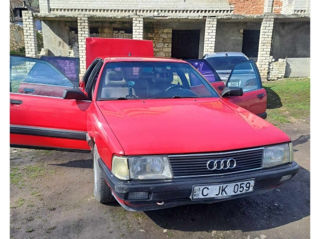 Audi 100