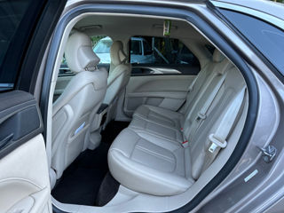 Lincoln MKZ foto 14